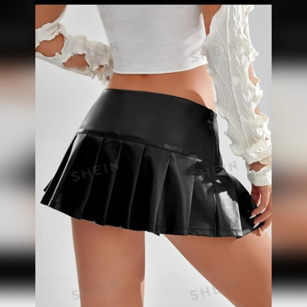 SHEIN ICON Buckle Detail Pleated Hem PU Leather Skort SIZE 6